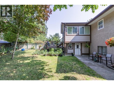 11809 230 Street | Maple Ridge British Columbia | Slide Image Thirty-five