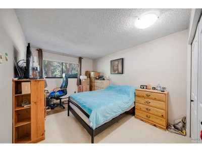 14828 HOLLY PARK Lane | Surrey British Columbia | Slide Image Seventeen