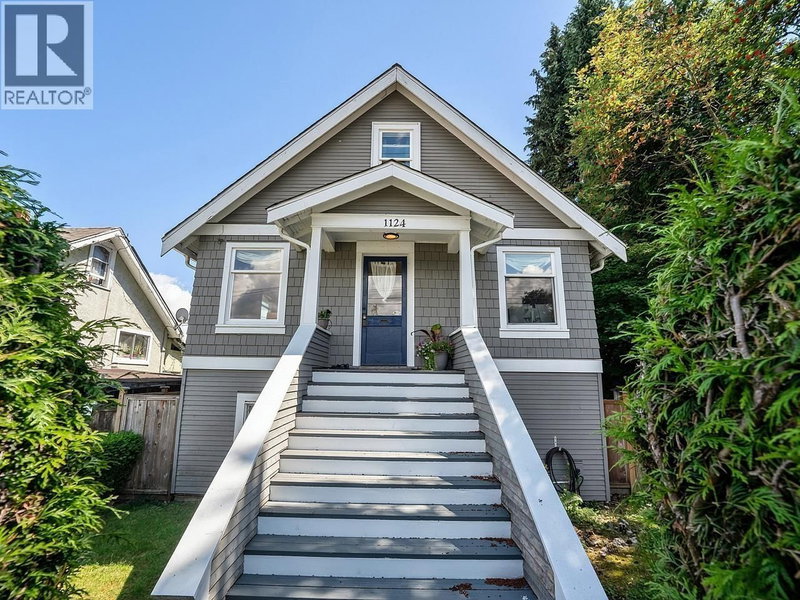 1124 TENTH Avenue New Westminster British Columbia, V3M 3H7 - 7 Bedrooms Home For Sale