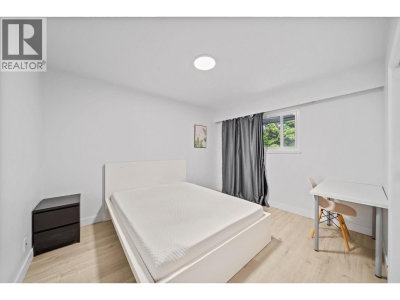 4831 CAMBRIDGE Street | Burnaby British Columbia | Slide Image Fifteen