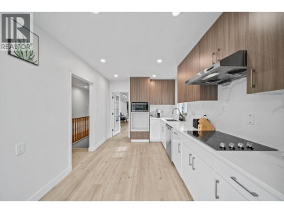 4831 CAMBRIDGE Street | Burnaby British Columbia | Slide Image Nine