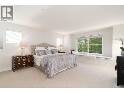 25340 BOSONWORTH Avenue | Maple Ridge British Columbia | Slide Image Fifteen