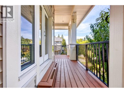 25340 BOSONWORTH Avenue | Maple Ridge British Columbia | Slide Image Five