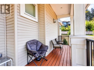 25340 BOSONWORTH Avenue | Maple Ridge British Columbia | Slide Image Six