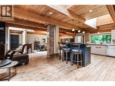 22567 127 Avenue | Maple Ridge British Columbia | Slide Image Seven