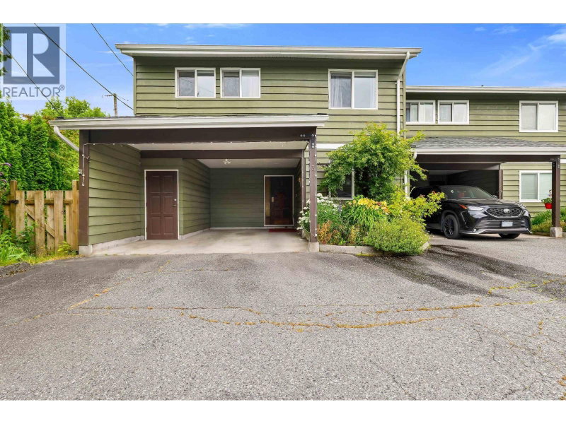 38397 BUCKLEY Avenue Squamish British Columbia, V8B 0A6 - 4 Bedrooms Condo For Sale