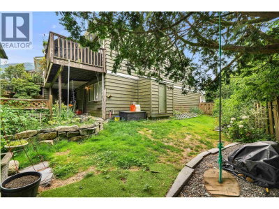 38397 BUCKLEY Avenue | Squamish British Columbia | Slide Image Twenty-five