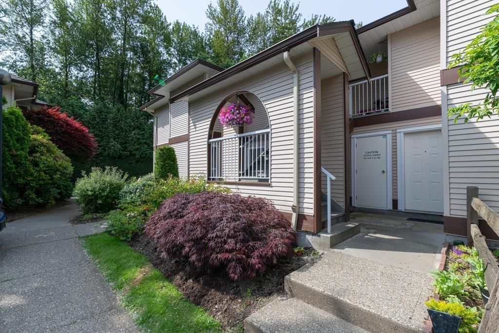 1750 MCKENZIE Road, Abbotsford, British Columbia V2S 3Z3