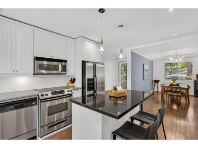12741 16 Avenue | White Rock British Columbia | Slide Image Eighteen