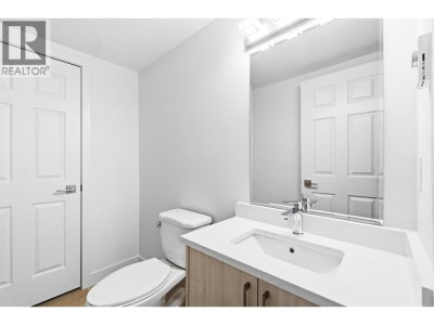2928 COMMERCIAL Drive | Vancouver British Columbia | Slide Image Eight