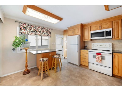15810 NORFOLK ROAD Road | Surrey British Columbia | Slide Image Fifteen