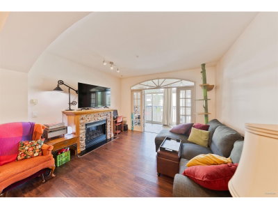 33485 SOUTH FRASER Way | Abbotsford British Columbia | Slide Image Thirteen