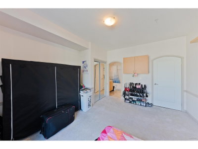 33485 SOUTH FRASER Way | Abbotsford British Columbia | Slide Image Thirty