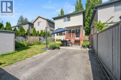 10091 243RD Street | Maple Ridge British Columbia | Slide Image Thirty-four