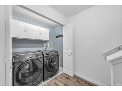 15075 60 Avenue | Surrey British Columbia | Slide Image Thirty-four