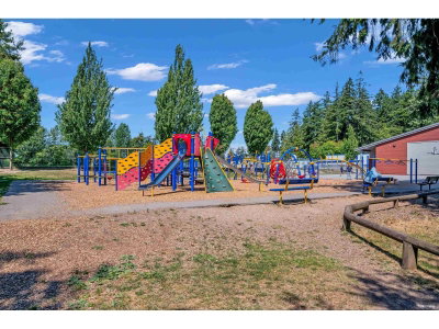 15075 60 Avenue | Surrey British Columbia | Slide Image Thirty-eight