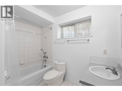 2905 CLIFFROSE Crescent | Coquitlam British Columbia | Slide Image Thirty-one