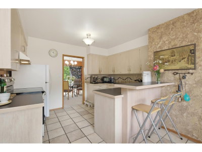 2822 UPLAND Crescent | Abbotsford British Columbia | Slide Image Two