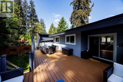 2549 BENDALE Road | North Vancouver British Columbia | Slide Image Thirty-five