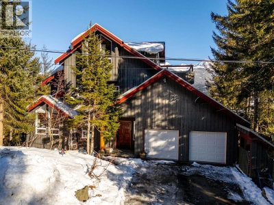8373 MOUNTAIN VIEW Drive | Whistler British Columbia | Slide Image Thirty-two