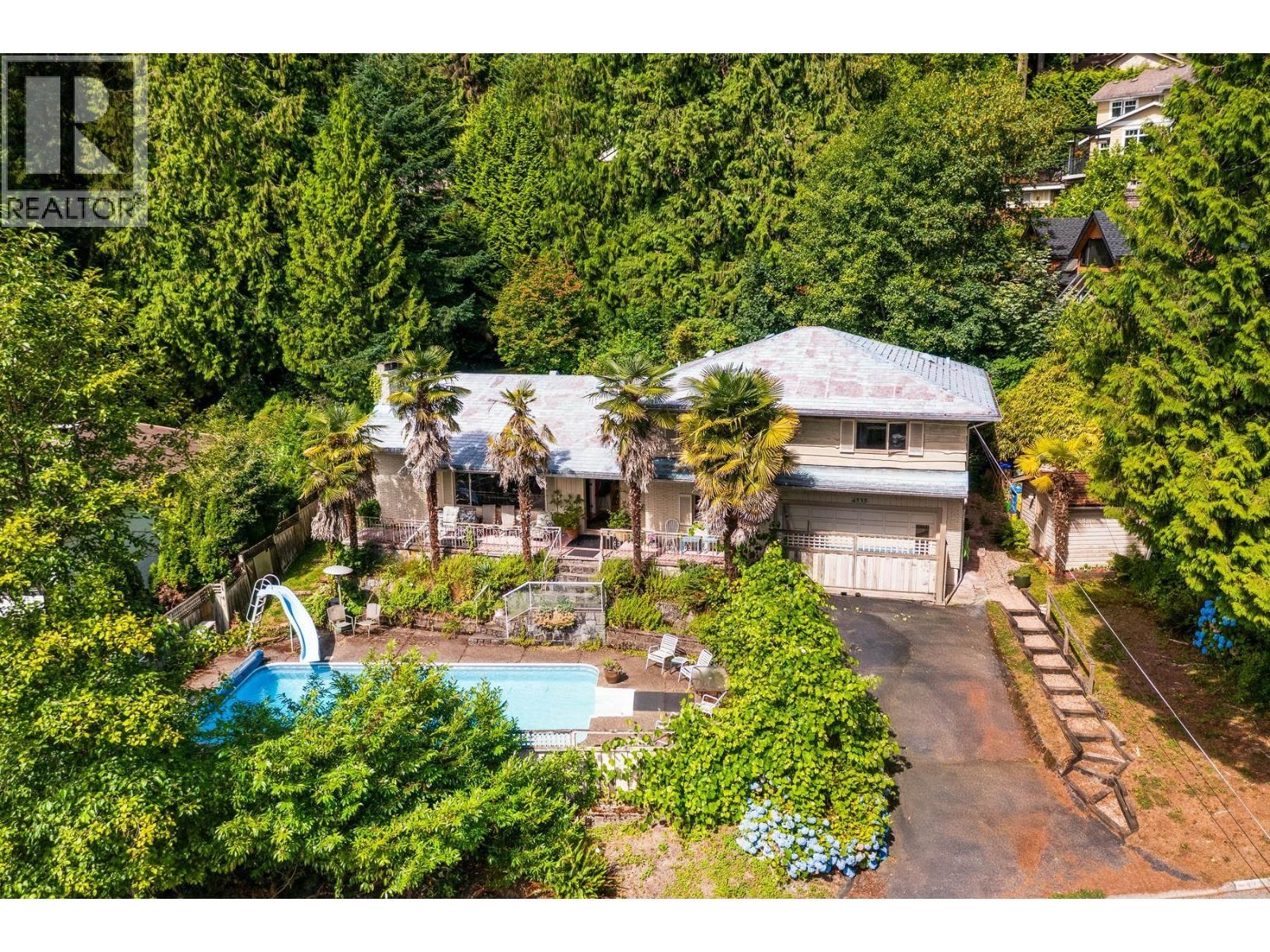 4535 MOUNTAIN Highway, North Vancouver, British Columbia V7K 2K7