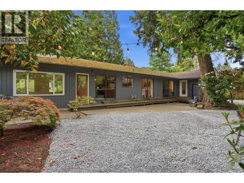 909 SEYMOUR Boulevard North Vancouver British Columbia, V7J 2J7 - 3 Bedrooms Home For Sale
