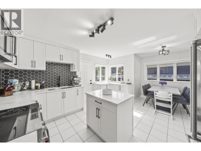 2510 CAMROSE Drive | Burnaby British Columbia | Slide Image Fifteen