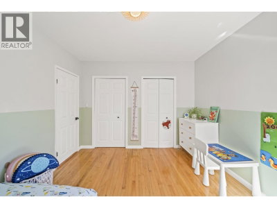 2510 CAMROSE Drive | Burnaby British Columbia | Slide Image Twenty-four