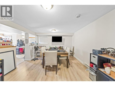 2510 CAMROSE Drive | Burnaby British Columbia | Slide Image Twenty-nine