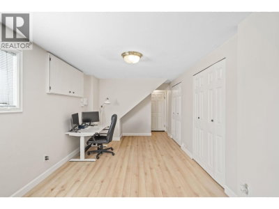 2510 CAMROSE Drive | Burnaby British Columbia | Slide Image Thirty-four