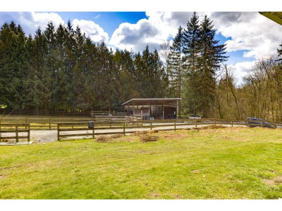 7025 HESSLEA Crescent | Abbotsford British Columbia | Slide Image Thirty-seven