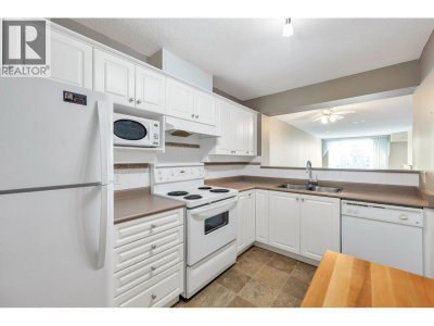 12148 224 Street | Maple Ridge British Columbia | Slide Image Thirteen