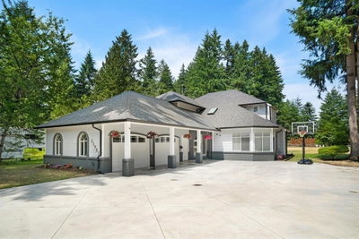 21083 42 Avenue | Langley British Columbia | Slide Image Four