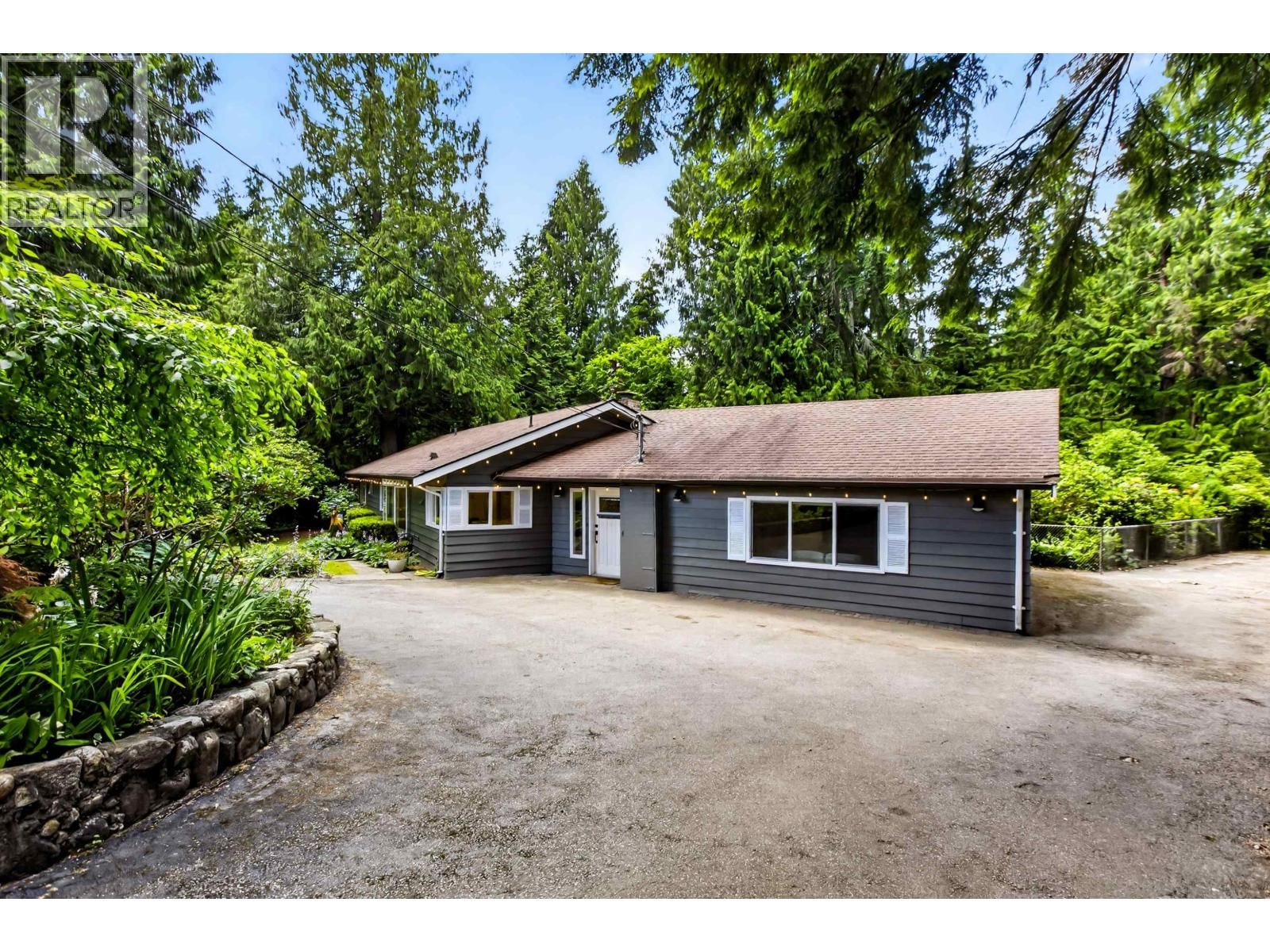 26849 116 Avenue, Maple Ridge, British Columbia V2W 1N1