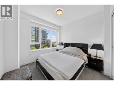 8160 MCMYN Way | Richmond British Columbia | Slide Image Twenty-four