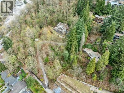 7235 BAYVIEW Drive | Burnaby British Columbia | Slide Image Six