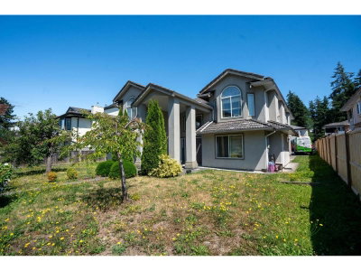 6550 128 Street | Surrey British Columbia | Slide Image Four
