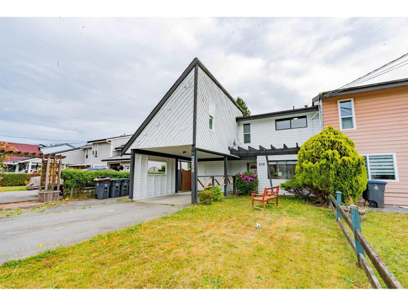 7258 130 Street Surrey British Columbia, V3W 6E8 - 4 Bedrooms Home For Sale
