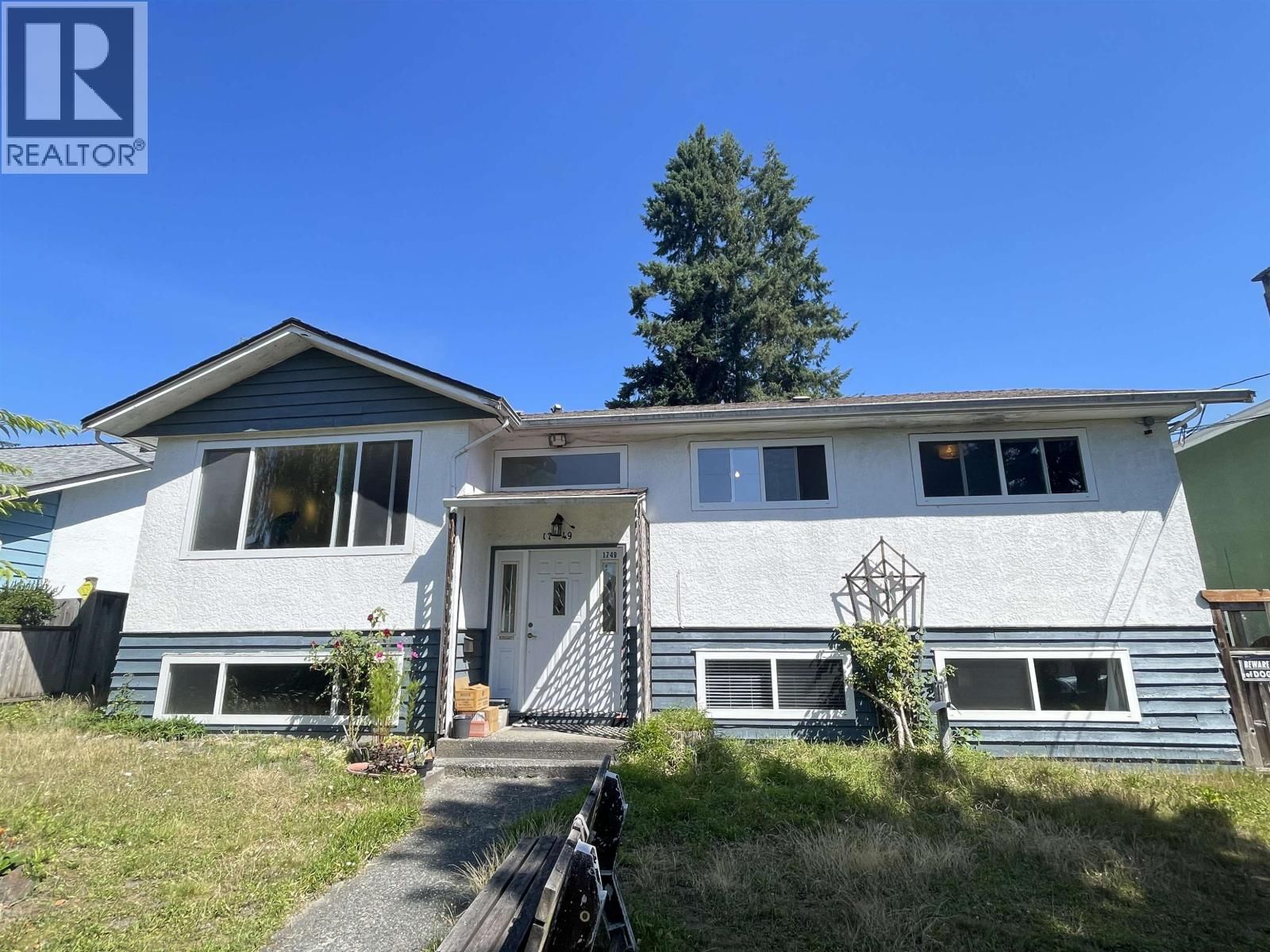 1749 DORSET Avenue, Port Coquitlam, British Columbia V3B 2A3