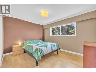 1749 DORSET Avenue | Port Coquitlam British Columbia | Slide Image Nineteen
