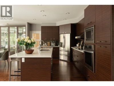5686 CORNWALL Place | Richmond British Columbia | Slide Image Eighteen