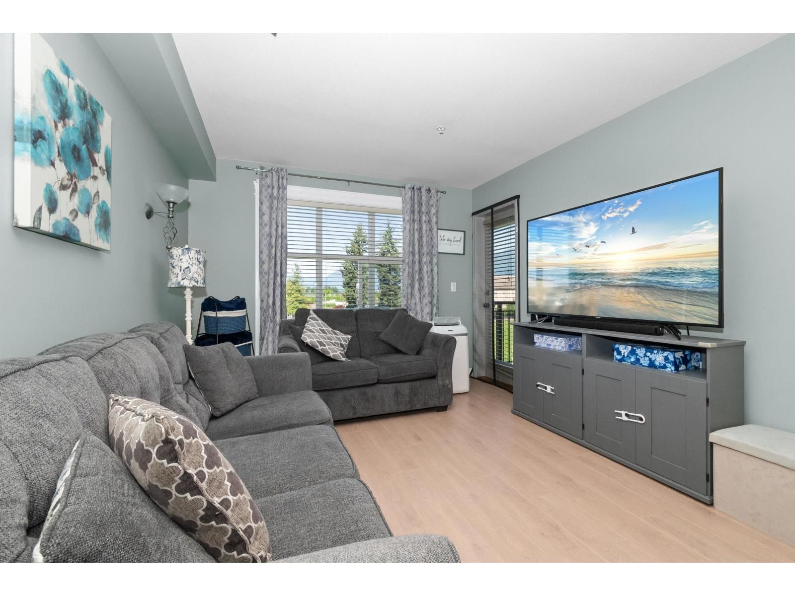 8955 EDWARD Street, Chilliwack, British Columbia V2P 4E2