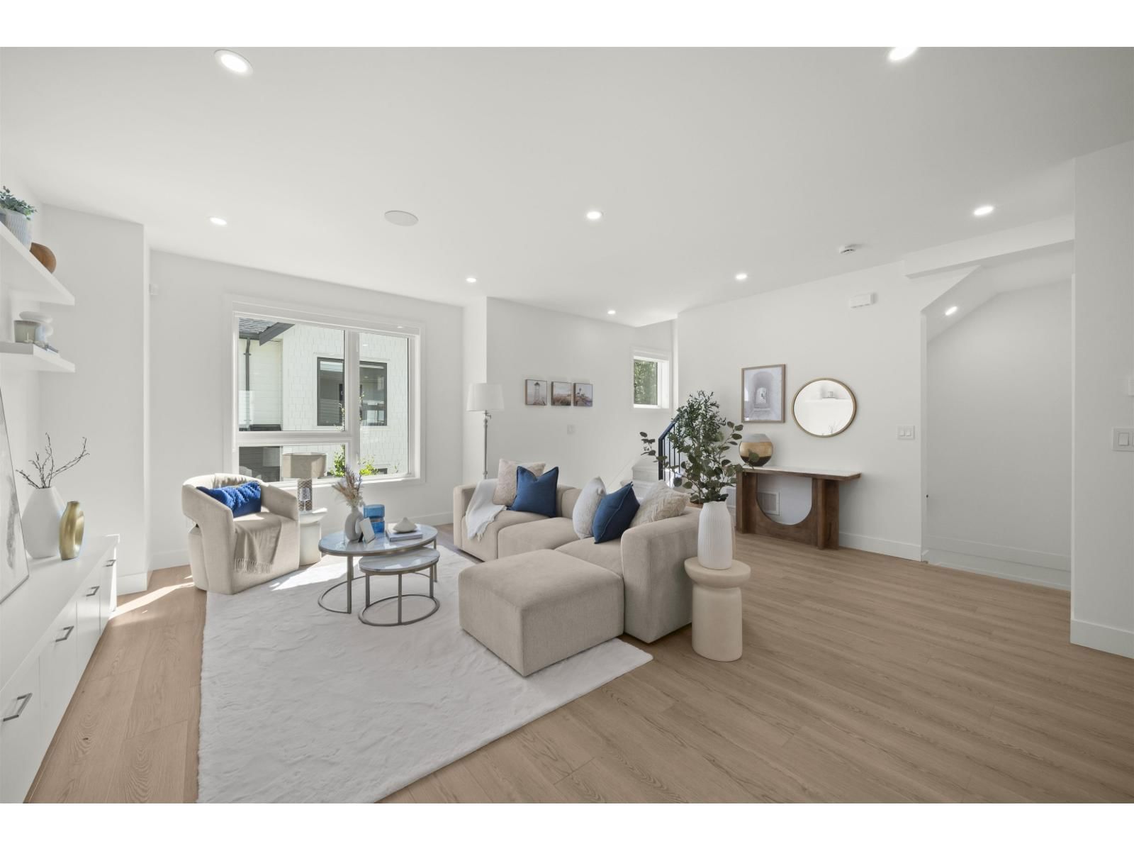 75 - 16358 90 AVENUE Image 11