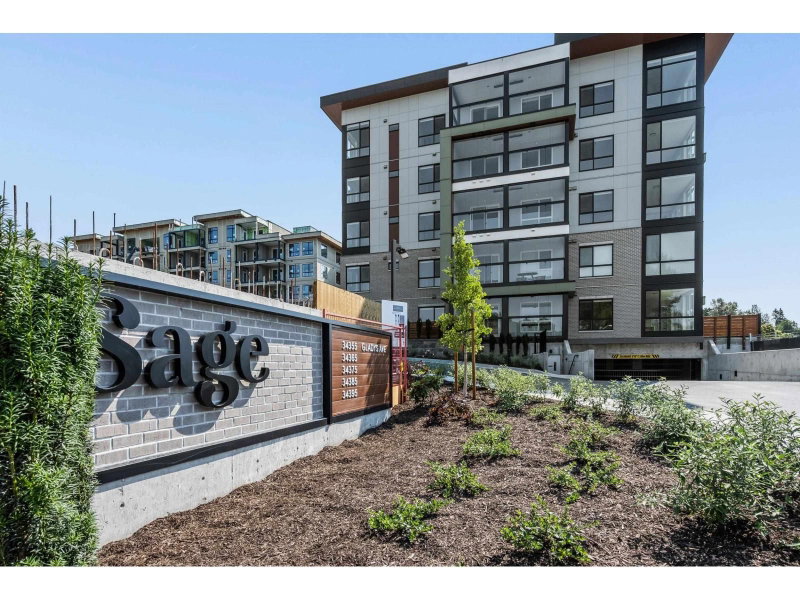 34395 GLADYS Avenue Abbotsford British Columbia, V2S 0R4 - Condo For Sale