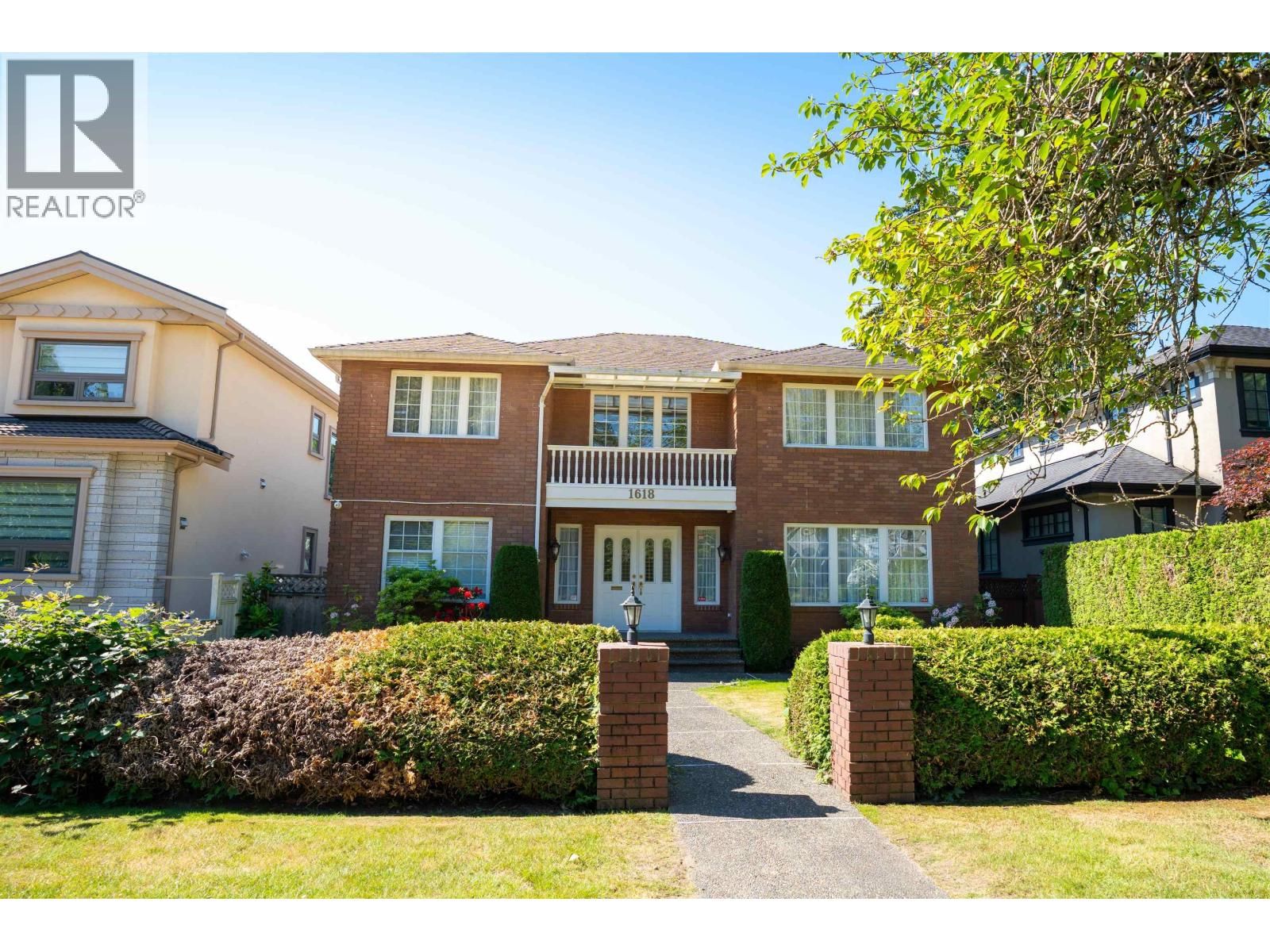 1618 62ND Avenue, Vancouver, British Columbia V6P 2G2