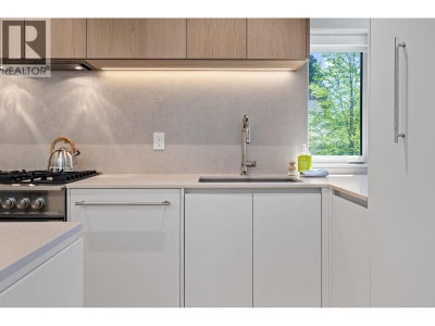 2535 39TH Avenue | Vancouver British Columbia | Slide Image Fifteen