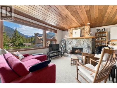 6117 EAGLE Drive | Whistler British Columbia | Slide Image Two