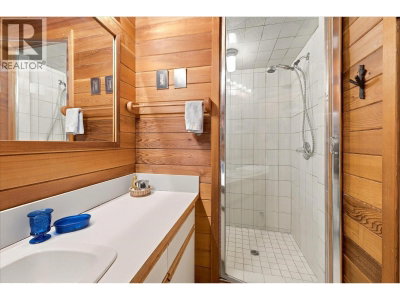 6117 EAGLE Drive | Whistler British Columbia | Slide Image Twenty