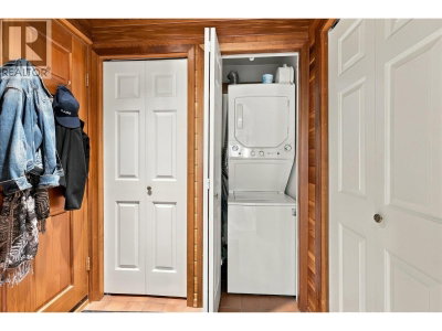 6117 EAGLE Drive | Whistler British Columbia | Slide Image Twenty-two