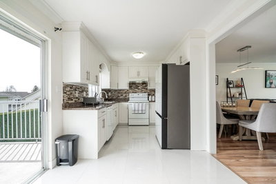 31255 UPPER MACLURE Road | Abbotsford British Columbia | Slide Image Ten